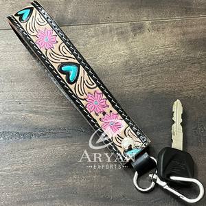 Llavero de Cuero Genuino Hecho a Mano de Alta Calidad, Grabado Personalizado, Estilo Vintage, Llaveros de Cuero Vacuno Hechos a Mano para Mujer - Product Image 1