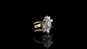 Elegante Anillo con Clúster de Diamantes de Laboratorio con Corte Marquesa |   Regalo de Aniversario de Bodas de Oro Sólido de 14K/18K, Joyería Fina Ligera para Uso Diario - Product Image 3