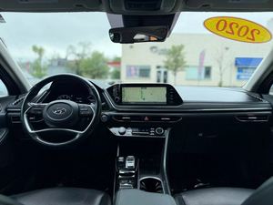 Usado 2020 Hyu-n-dai So-n-a-ta Limited FWD - Product Image 2