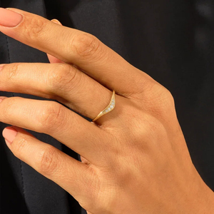 แหวนเพชรโมอิสซาไนต์เงินแท้ 925 ทรงกลม ดีไซน์หรูหรา ราคาไม่แพง เหมาะสำหรับงานหมั้น วันครบรอบ หรือสวมใส่ในชีวิตประจำวัน - Product Image 4