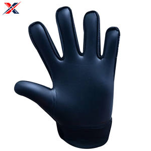 Gants de protection de gardien de but de football fabriqués en cuir souple pour adultes et enfants unisexes - Product Image 4