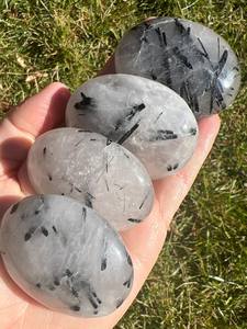 Pierre de paume ovale en quartz rutilé blanc naturel, polie, cristal de tourmaline de guérison, pierre précieuse d'amour, Feng Shui, méditation - Product Image 5