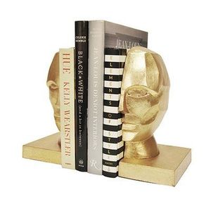 Serre-livres industriel en métal doré avec rivet détaillant une pièce d'accent parfaite pour la décoration de chambre de style industriel moderne - Product Image 1