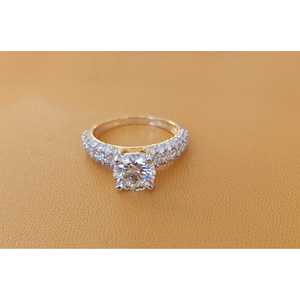 แหวนเพชรโมอิสซาไนต์ทอง 9K ทรงลูกแพร์ พร้อมวงแหวนซ่อน - Product Image 4