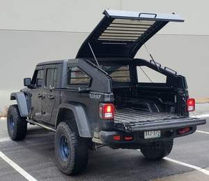 El Mejor Jeep Gladiator Sport 2020 Usado a Precio Accesible, con Volante a la Izquierda/Derecha - Product Image 1