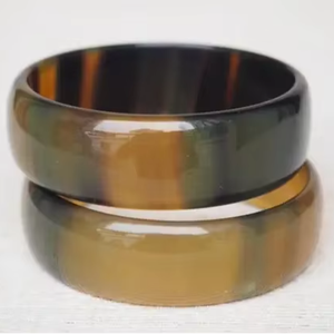 Bracelet en corne de buffle de grande taille, super luxe, nouveau style, bijoux de mode faits à la main pour filles, bracelet en corne artisanale - Product Image 1