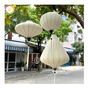 Linterna de seda para exteriores Iluminación de faroles de seda auténticos de diseño resistente a la intemperie de Vietnam adecuado para hoteles restaurantes jardines - Product Image 1