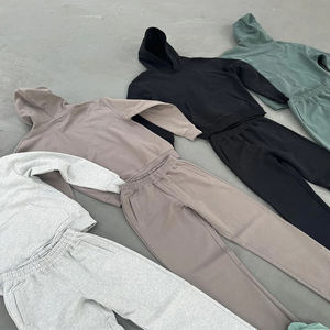 Ensembles de sweats à capuche de haute qualité en gros logo personnalisé avec votre propre conception survêtements de sport survêtements de fitness pour hommes - Product Image 3