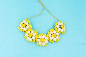 Handmade Pakistani Bridal Floral Jewelry Set Yellow Mehndi for Wedding and Haldi Includes Necklace Ring Earrings Tikka - Product Image 5