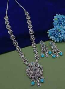 LATEST DESIGNER FASHIONABLE ABD TRADITIONAL <b>GOLD</b> PEARL OXIDSIDE SILVER BLACK MENTAL <b>JEWELLERY</b> LONG PENDANT NECKLACE SET for - Product Image 2