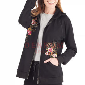 Sweats à capuche brodés pour femmes de haute qualité du fabricant pakistanais meilleur style pull pour col à capuche d'hiver en vente - Product Image 2