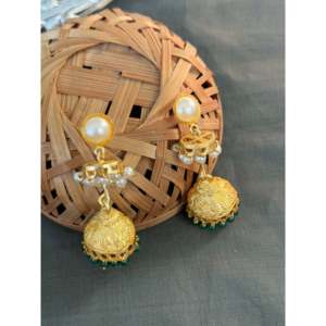 ต่างหู Jhumka แบบดั้งเดิมเครื่องประดับไข่มุกชุบทองแบบอินเดียเครื่องประดับจัดงานแต่งงานแบบชนชาติอินเดียของขวัญเครื่องประดับแฟชั่นขายส่ง - Product Image 1