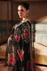 Lehenga Choli de Lujo con Bordado Intenso para Mujer, Ropa Formal para Bodas y Fiestas - Product Image 5