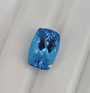 Excellente coupe de haute qualité topaze bleue à facettes pierres précieuses en vrac bonne qualité bleu avec les prix les plus bas pour la fabrication de bijoux gemme en vrac - Product Image 4