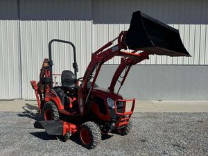 Mini tracteur agricole Kioti CS2220 22HP 4x4 à transmission par engrenages avec chargeur arrière et tondeuse pour l'agriculture et le jardinage - Product Image 4