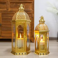 Nouvelle Lanterne en Acier Doré pour le Ramadan, l'Aïd et le Hajj, Design Unique Découpé, Décoration Personnalisable
