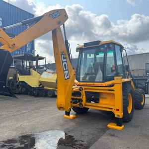 Chargeuse-pelleteuse JCB haute performance 3DX - Product Image 1