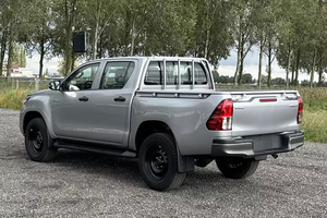 PREMIER PROPRIÉTAIRE 2022 TOYOTA HILUX SR5 DOUBLE CABINE 2.8 4X4 PICKUP DIESEL TURBO D'OCCASION EN BON ÉTAT - Product Image 1