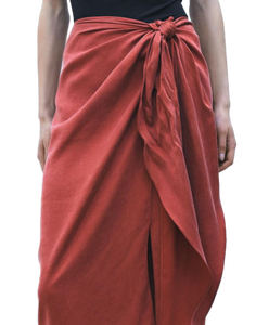 Jupe portefeuille rouge pour femme élégante audacieuse et confortable parfaite pour les fêtes tenues décontractées vacances style chic de tous les jours - Product Image 1