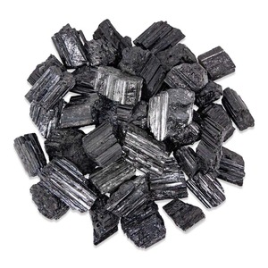 Piedras de turmalina negra cruda de calidad superior para limpieza de energía negativa y equilibrio de chakras disponibles a granel - Product Image 1