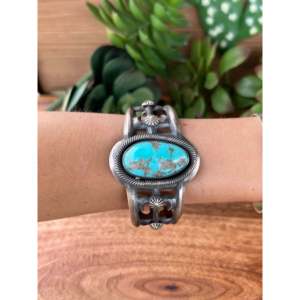 Bracelet manchette en argent sterling avec turquoise Chimney Butte Kingman - Product Image 2