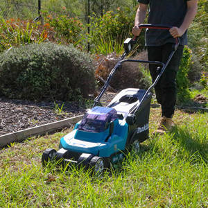 Meilleure qualité 100% nouvelle Ma _ kitas DLM382CT2 18V x2 5.0Ah 380mm (15 ") Kit de tondeuse à gazon sans fil sans brosse livraison gratuite - Product Image 2