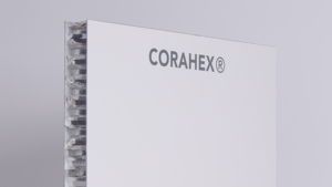 แผ่นแซนวิชอะลูมิเนียมน้ำหนักเบา Coratec CORAHEX ขนาด 25 มม. พร้อมเคลือบ PE ดีไซน์ทันสมัยเป็นมิตรกับสิ่งแวดล้อม - Product Image 3
