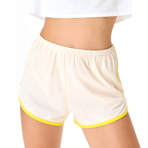 Shorts en velours pour femmes 2025, vente en gros personnalisée, respirants, shorts en velours nouvellement conçus pour femmes - Product Image 1
