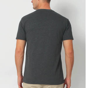 T-shirt en coton peigné en gros T-shirts ajustés minces doux de haute qualité en vrac pour hommes - Product Image 1