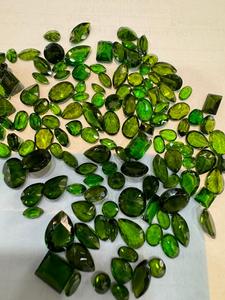 Turmalina Verde Natural de 2-4 Quilates, Formas y Tamaños Variados, Piedras Preciosas Sueltas Facetadas, Certificadas por Terceros para la Fabricación de Joyas - Product Image 4