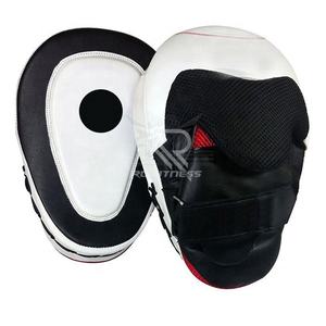 Cible de frappe en cuir pour le thaïlandais, avec logo personnalisé, pour MMA, équipement de boxe de haute qualité - Product Image 2