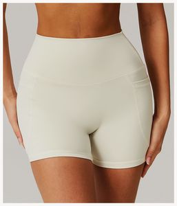 Shorts de sport pour femmes à taille basse vintage, respirants, à séchage rapide, bactériostatiques, 100% coton biologique - Product Image 3