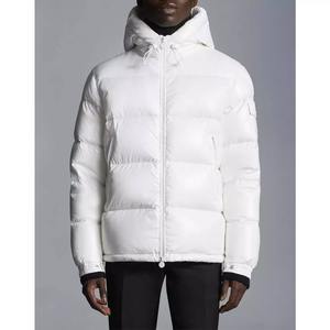 Veste en duvet personnalisé imperméable haute performance pour hommes pour l'hiver de bonne qualité - Product Image 3