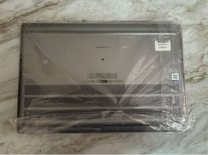 I7-10850H d'ordinateur portable d'occasion Dell Precision 7750, graphiques NVIDIA, station de travail professionnelle 17 pouces - Product Image 3