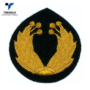 Badges brodés personnalisés avec épingle de sûreté pour vêtements - Haute qualité - Product Image 1