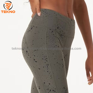 Mallas de mujer ajustadas lisas en blanco con servicios OEM en color sólido, mallas de gimnasio estirables de alta calidad para mujer, ropa deportiva - Product Image 6