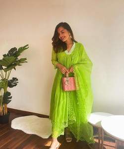 NOUVEAU TOP DE TRAVAIL EN COTON LOURD À BRODERIE PALAZZO AVEC DUPATTA CASUAL WEAR PRIX DE GROS FABRICANT ETHNIC GARM Apparel Gharara - Product Image 4