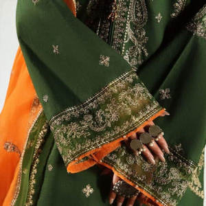 Mesdames prêt-à-porter Costume de broderie décontracté Chemise longue trois pièces avec pantalon et costume Dupatta de style indien pakistanais - Product Image 4