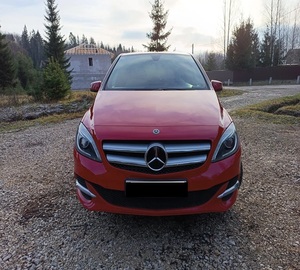 NEAT 2017, Binz Clase B 250 e II (W246) Restyling, Bajo kilometraje, Transmisión automática, Techo solar panorámico, Luces LED, Luces diurnas LED - Product Image 1