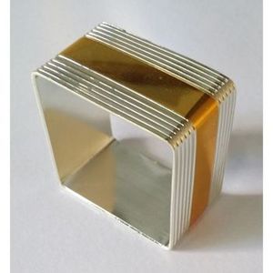 Ronds de serviette en métal dans une argenterie élégante avec un design époustouflant, parfaits pour les fêtes de Noël, les mariages et toute occasion - Product Image 6
