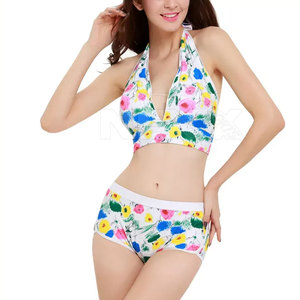 Soutien-gorge et sous-vêtements de sport à impression par sublimation de qualité supérieure Soutien-gorge et sous-vêtements de sport confortables - Product Image 2