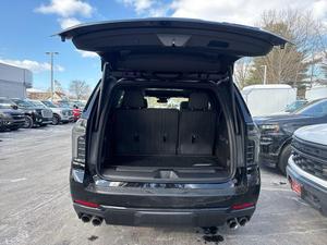 New /USED BLACK 2025 CHE VROLET SUBURAN RST 5.2L V8 360 Rear Camera 31-40T Load Capacity Emission Diesel /GAS Automatic FOR SALE - Product Image 6