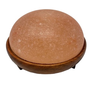 Lámpara de Sal Rosa del Himalaya Natural, Base Tallada en Forma de Domo, Brillo Suave y Relajante para Dormitorio, Sala de Estar y Meditación - Product Image 3