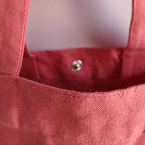Sac fourre-tout décontracté en toile délavée, grande capacité, résistant à l'eau, sac tendance pour l'été et l'automne, fermeture ouverte, couleur unie - Product Image 6