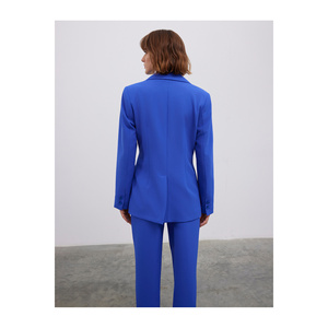 Blazer asymétrique pour femme avec détails boutonnés, ensemble de costume élégant - Product Image 6