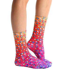 Chaussettes de sublimation, chaussettes personnalisées imprimées, chaussettes de sport en polyester et élasthanne tricotées pour hommes et femmes, chaussettes de sport à la cheville - Product Image 4