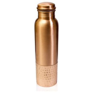High Quality Eco-Friendly Hammered Design Copper <b>Water</b> <b>Bottle</b> Airtight Silicon-Sealed Lid Trending Accessory <b>Metal</b> - Product Image 3