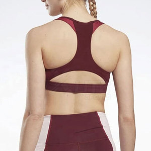 Soutien-gorge de sport sans coutures grande taille avec rembourrage amovible, bretelles réglables, maintien élevé, matière écologique pour des performances optimales - Product Image 6