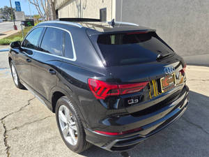 Audi Q3 quattro S line Prem Plus 45 TFSI 2022 en parfait état - Product Image 4