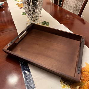Bandeja Otomana Grande Decorativa para Cocina, Bandeja de Madera de Acacia para Servir Alimentos y Bebidas con Asas de Metal - Product Image 1